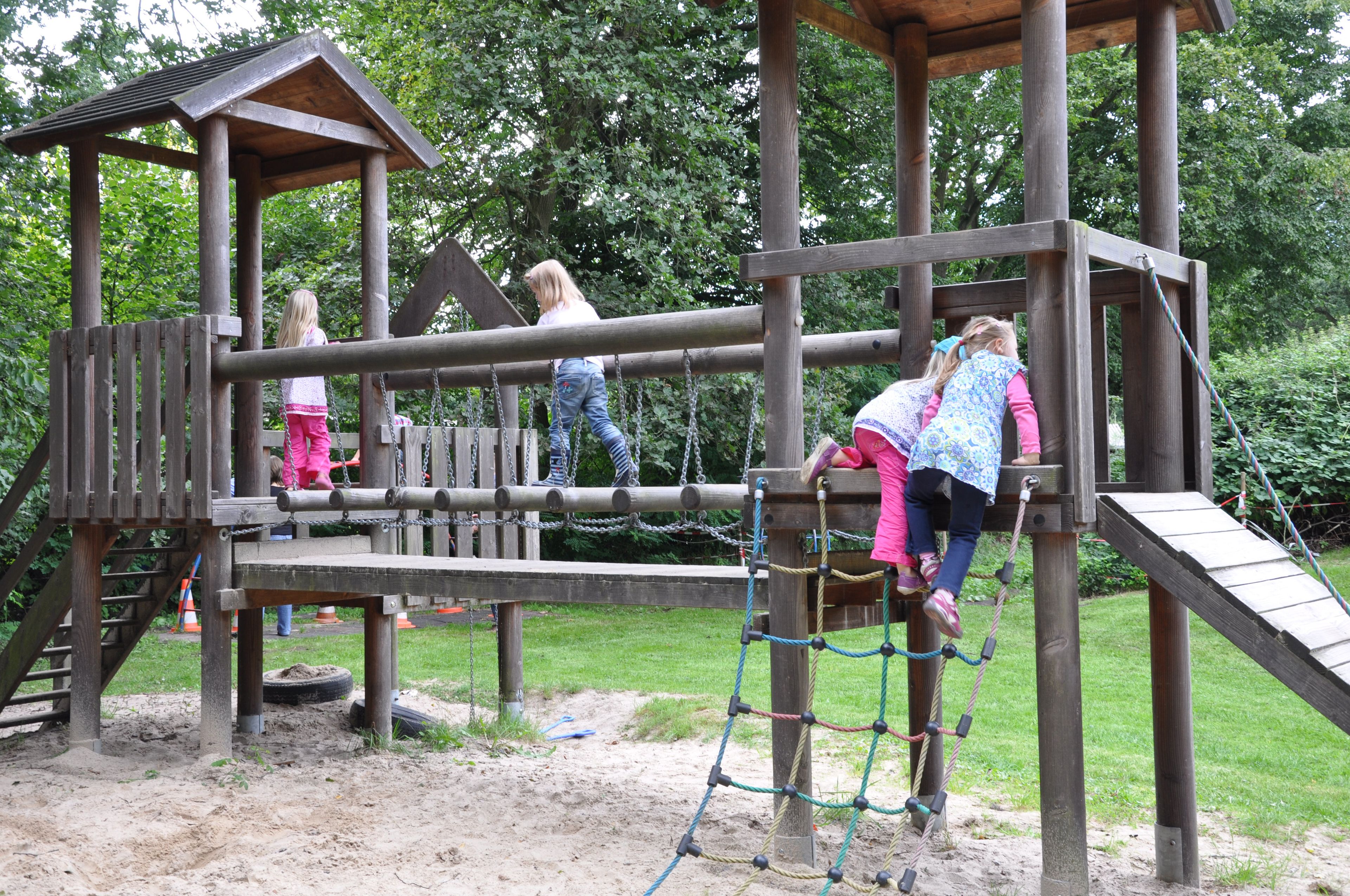 Das Außengelände EvaKita